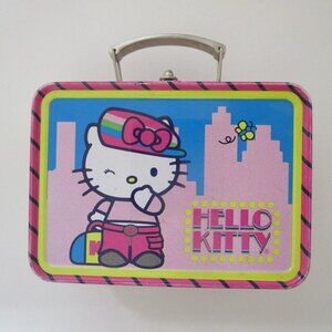 Hello Kitty Sarnio 2006 Mini lunchbox tin 3x2x1 inches Excellent Condition